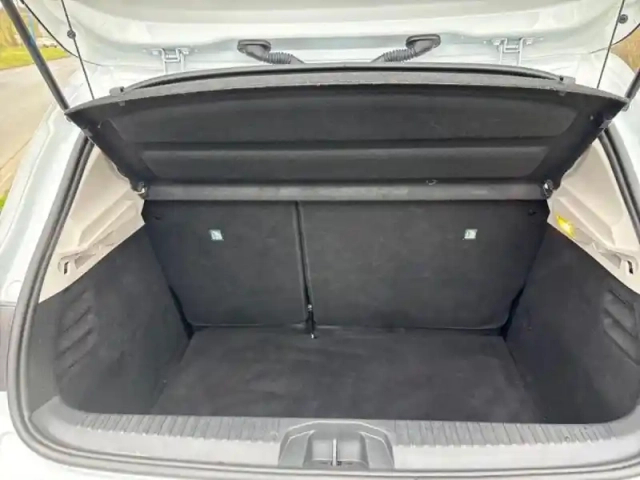 Renault Clio 1.0 tce 90ch business -21n — photo 9