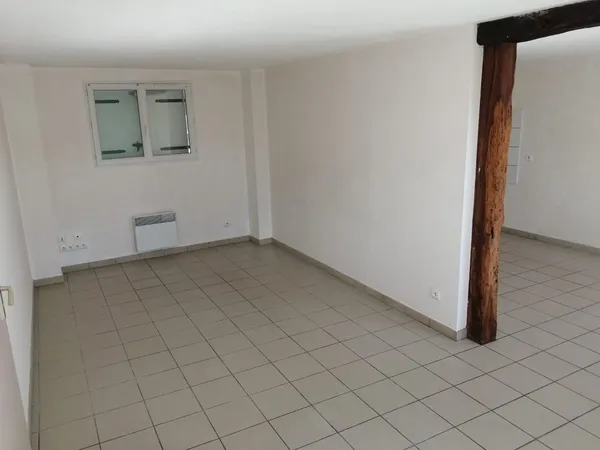 Appartement de 100m2 à louer sur Saint-Aubin-de-Blaye