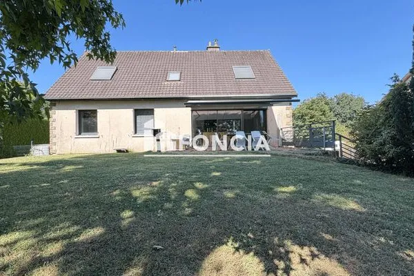 Maison 7 pièces 133 m²
