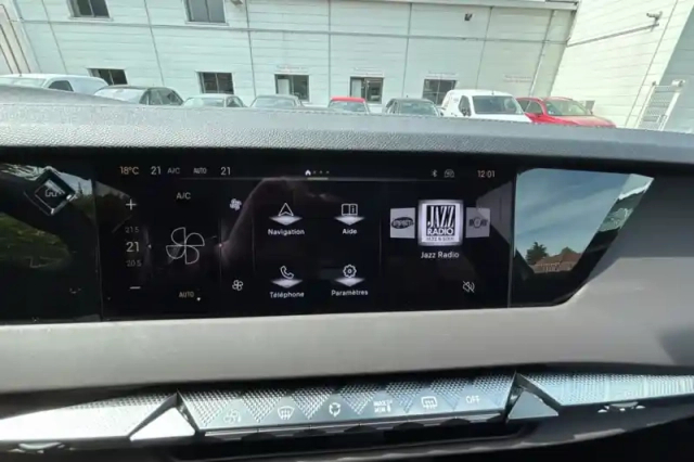 Ds Ds 4 hybride 136 e-dct6 — photo 17