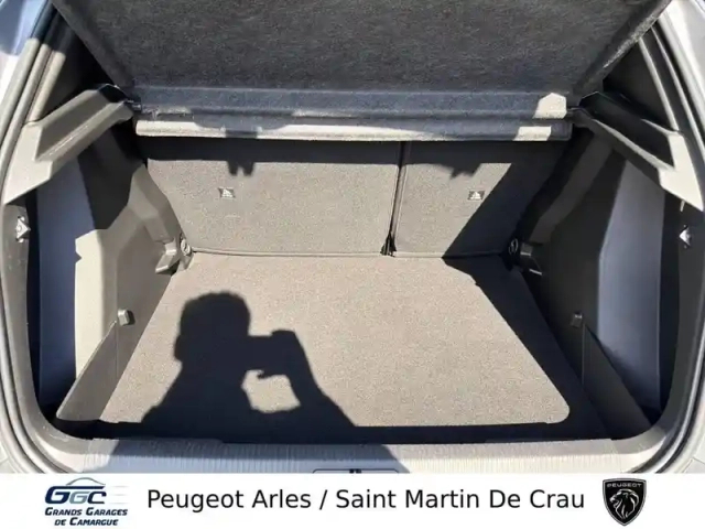 Peugeot 2008 puretech 130 s&amp;s bvm6 — photo 31