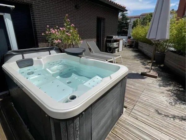 Superbe appartement T3 (jolimont)
