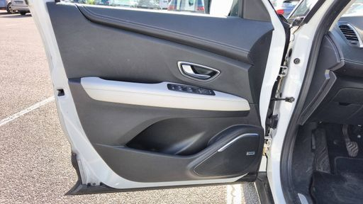 Renault Grand Scenic 1.6 dCi 130 Energy - Intens – 2017 – 138752 km – Diesel – Boîte Manuelle — photo 36