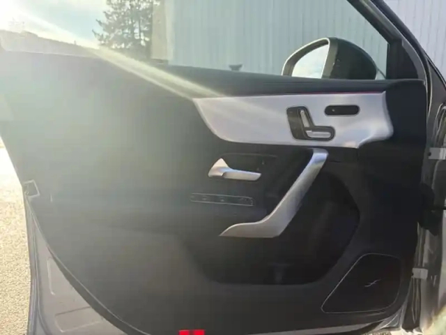 Mercedes Classe A 200 d amg line — photo 8