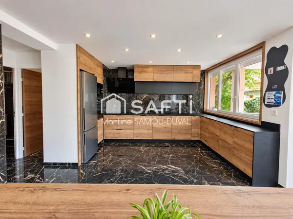 Balaguier, superbe appartement contemporain au premier étage d'une résidence privée