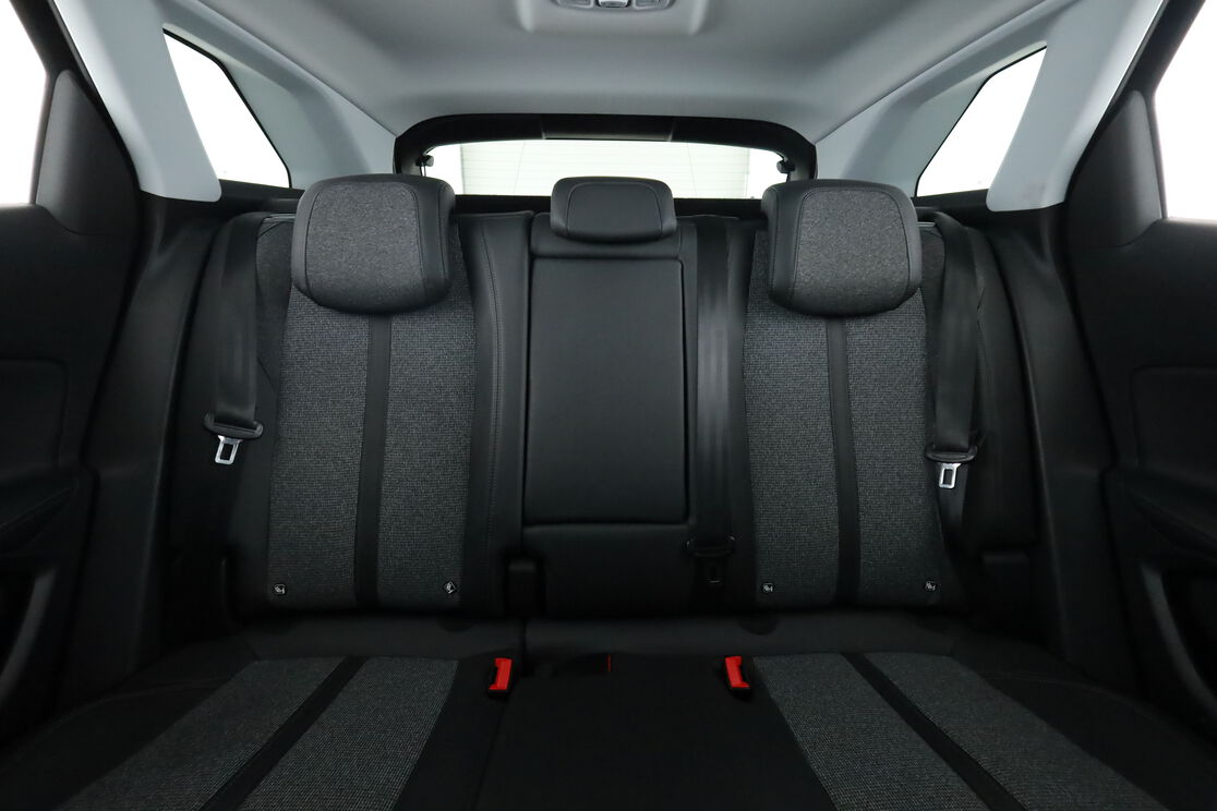 Peugeot 3008 1.6 Blue-HDi Allure Business EAT6 — photo 14