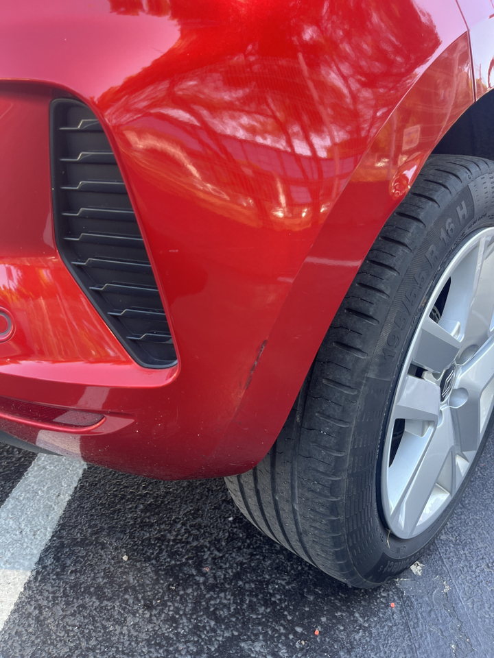 Renault Clio TCe 90 — photo 18