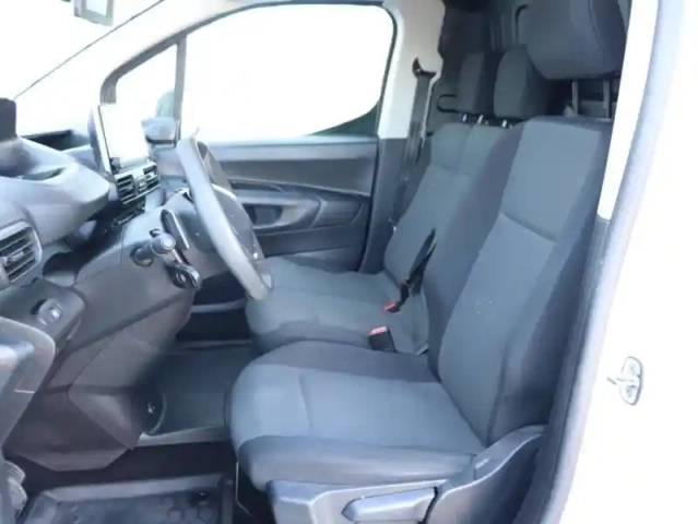Peugeot Partner xl 950kg bluehdi 130ch s&amp;s eat8 — photo 9