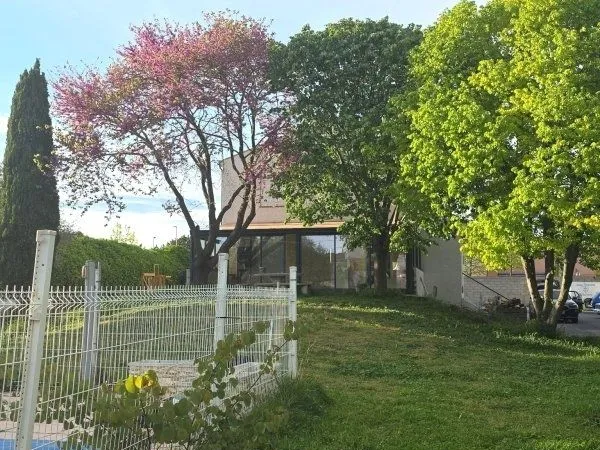 Villa familiale spacieuse | Piscine et grand terrain à Lespignan près plages