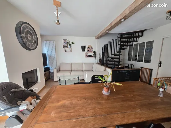 Maison familiale 123 m² - 6 chambres - Garage - La Queue-en-Brie