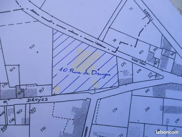 Terrain constructible
