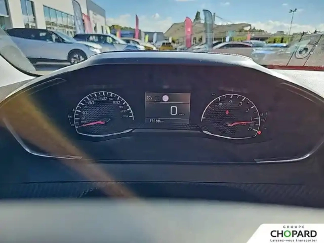 Peugeot 208 puretech 75 s&amp;s bvm5 — photo 17