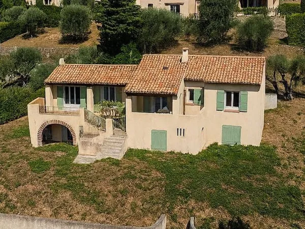 Villa 6 pièces 199 m²