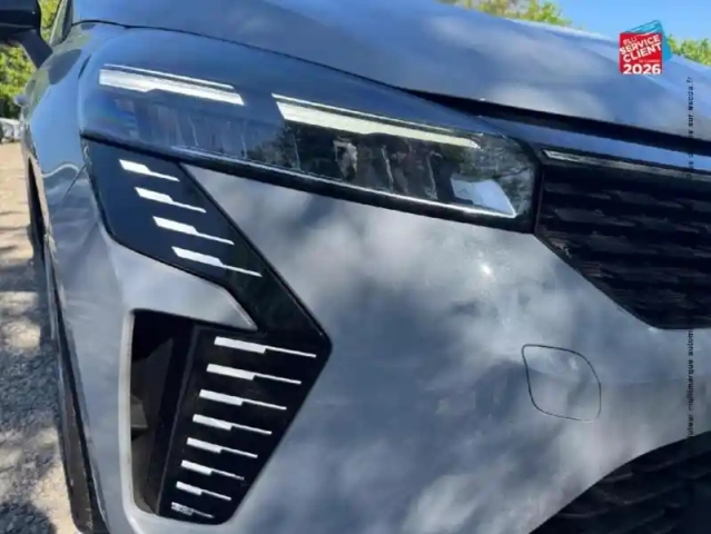Renault Clio 1.0 tce 90ch evolution - 24 — photo 13