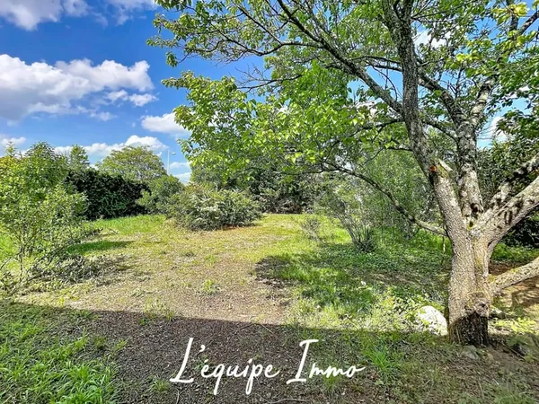 Terrain 642m2 - La Salvetat Saint-Gilles
