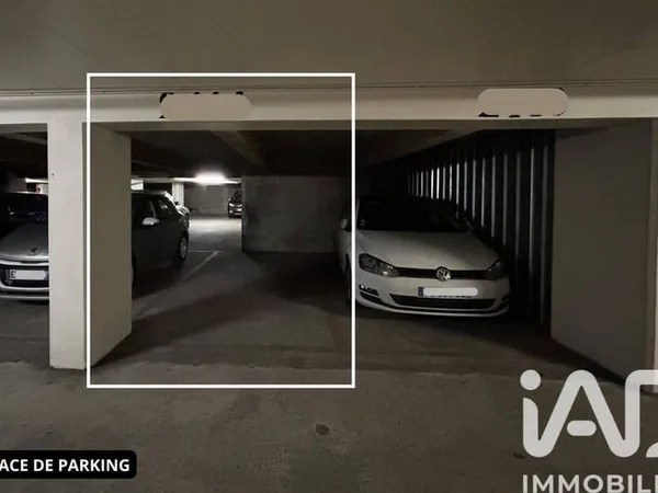 Parking 12 m²