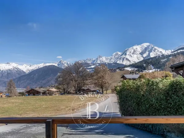 APPARTEMENT D'EXCEPTION À COMBLOUX - VUE PANORAMIQUE MONT-BLANC