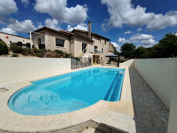Maison 7 pièces 177 m²
