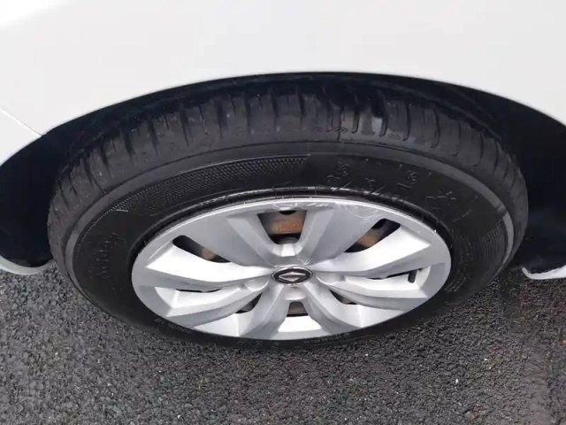 Renault Clio societe blue dci 85 — photo 13