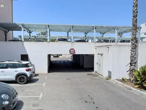 Box à louer à La Garde, 25 m2