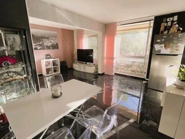 Appartement 4 pièces 65 m²