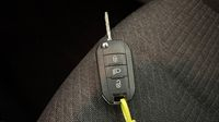 Peugeot 2008 1.2 Hybrid 145ch Style e-DCS6 — photo 16