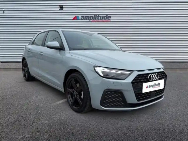 Audi A1 sportback 35 tfsi 150ch proline s tronic 7 — photo 3