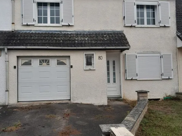 Maison Roye ,3 chambres, terrain, garage