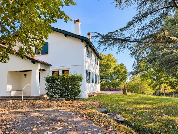 Maison 8 pièces 170 m²