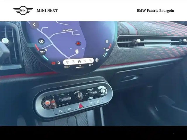Mini Cooper 3 portes s 204ch jcw dkg7 — photo 15