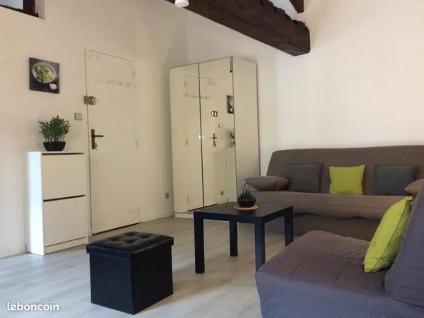 Studio meublé vieille ville