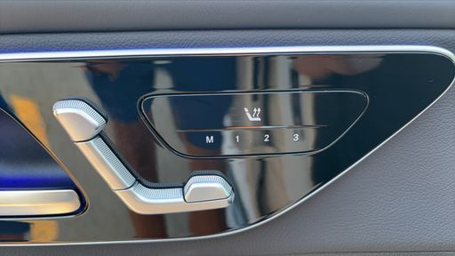 Mercedes Classe GLC 300 de 333 EQ Power 4Matic 9G-Tronic - AMG Line – 2023 – 39085 km – Hybride rechargeable – Boîte Automatique — photo 63