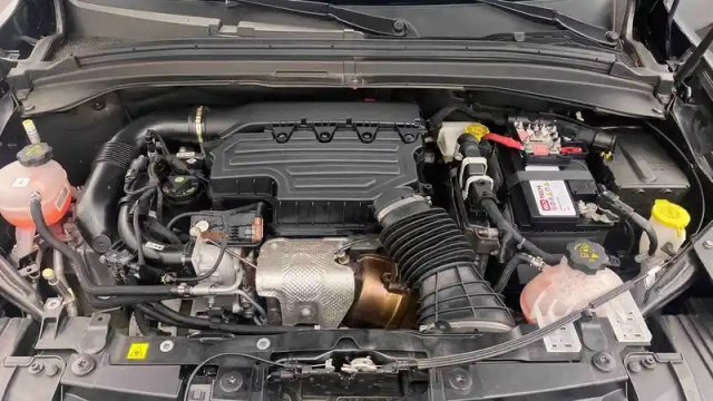 Alfa Romeo Tonale 1.5 hybrid 130 ch tct7 — photo 27