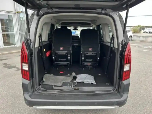Peugeot Rifter bluehdi 130ch s&amp;s long gt line eat8 — photo 9