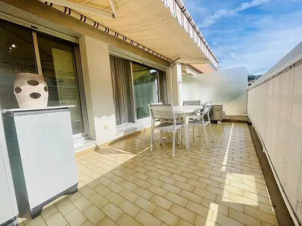 Superbe Studio 43m² - Plein Centre De Menton