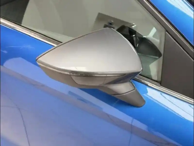 Seat Ibiza 1.0 ecotsi 110ch xcellence — photo 12