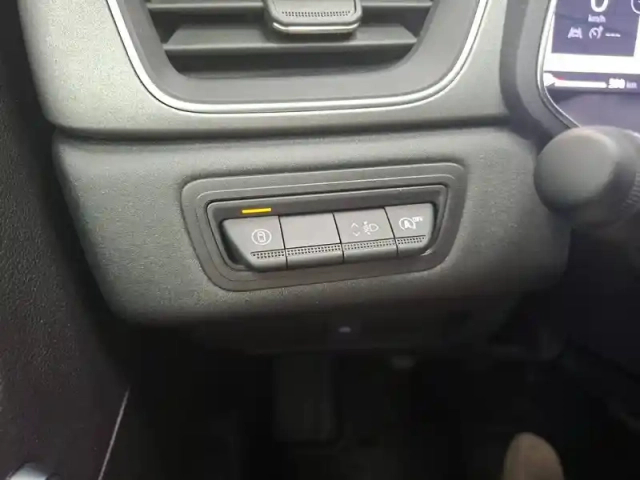 Renault Captur eco-g 100 ch — photo 28