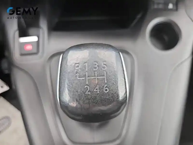 Citroën Berlingo taille m puretech 110 s&amp;s bvm6 — photo 16
