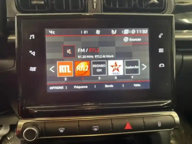 Citroën C3 puretech 110ch graphic s&amp;s e6.d-temp — photo 11