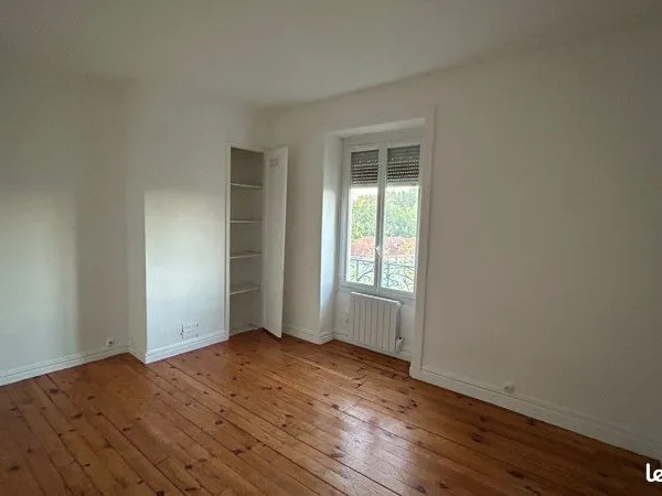 F2 - 38 m2 - 46 rue des girondins 69007