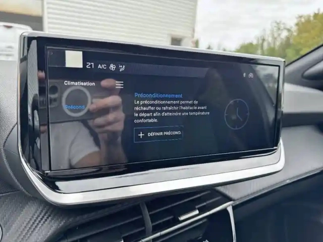 Peugeot 208 electrique 136 ch 50 kwh — photo 19
