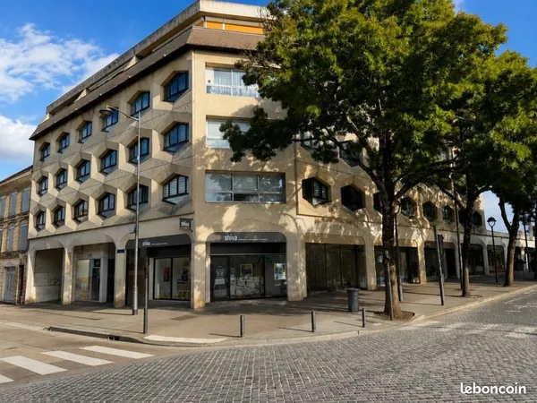 Studio 1 pièce 23 m²