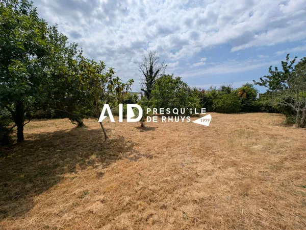 Terrain 351 m²