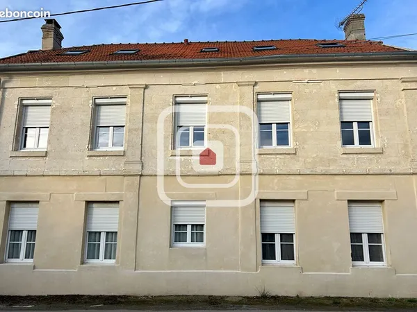 Maison 8 pièces 211 m²