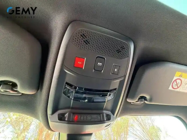 Peugeot 2008 puretech 130 s&amp;s bvm6 — photo 20