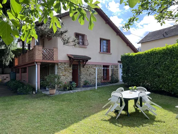 Maison 5 pièces 90 m²
