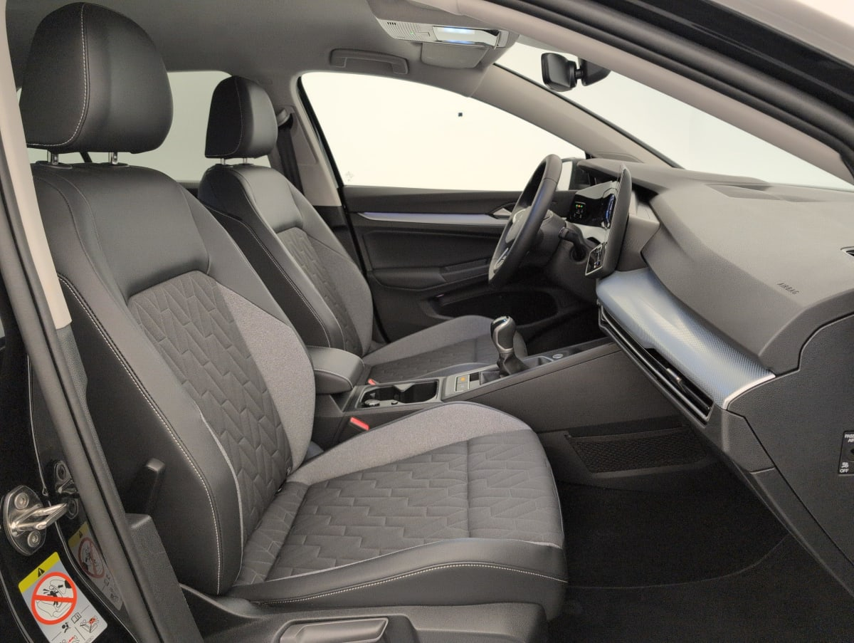 Volkswagen Golf 8 — photo 9