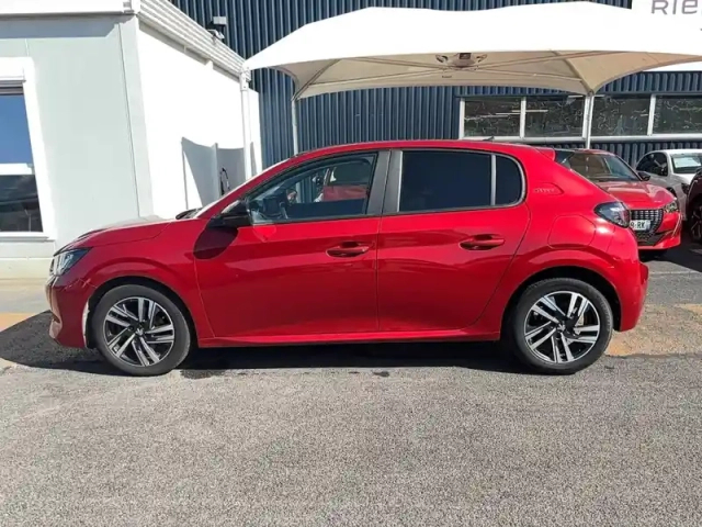 Peugeot 208 puretech 100 s&amp;s bvm6 — photo 17