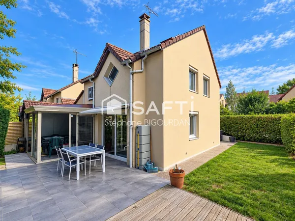 Maison mitoyenne 118m², 3ch + 1, Ecole-Valentin