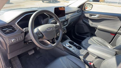 Ford Kuga 2.5 Duratec 190 Flexifuel Hybrid CVT - Vignale – 2023 – 29497 km – Autre – Boîte Automatique — photo 31
